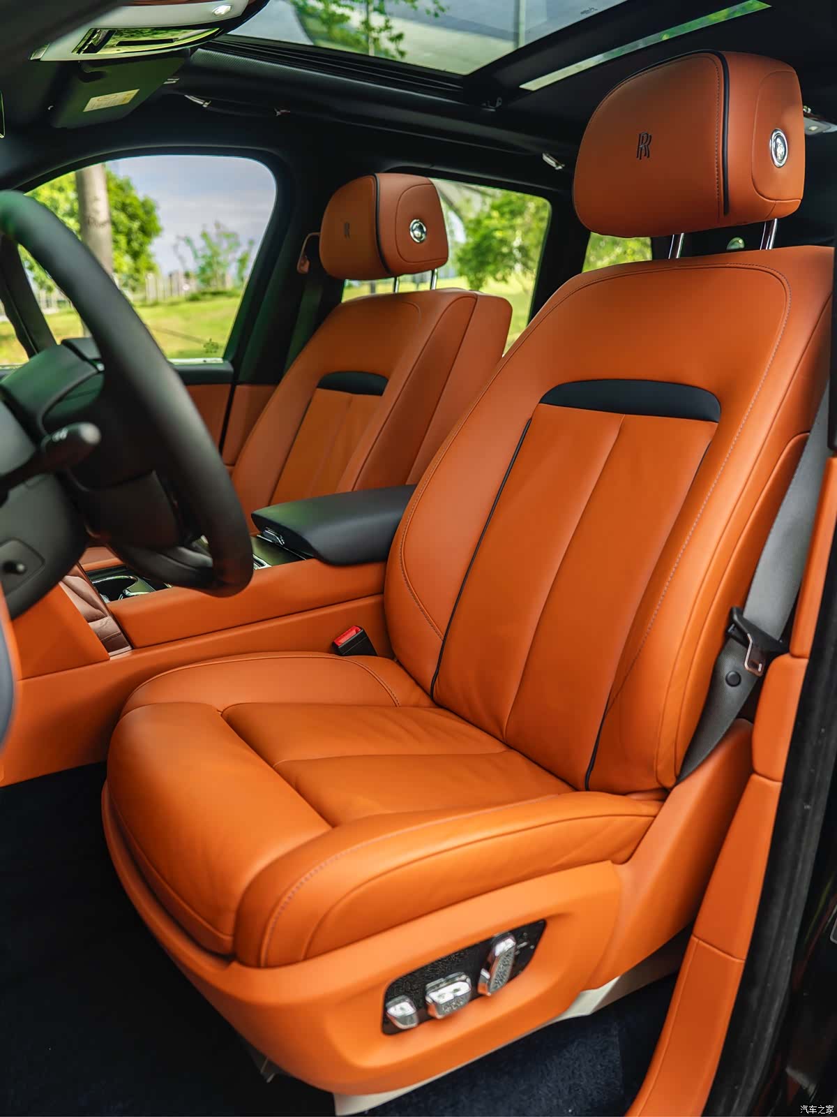 Rolls-Royce Cullinan, 2020 8