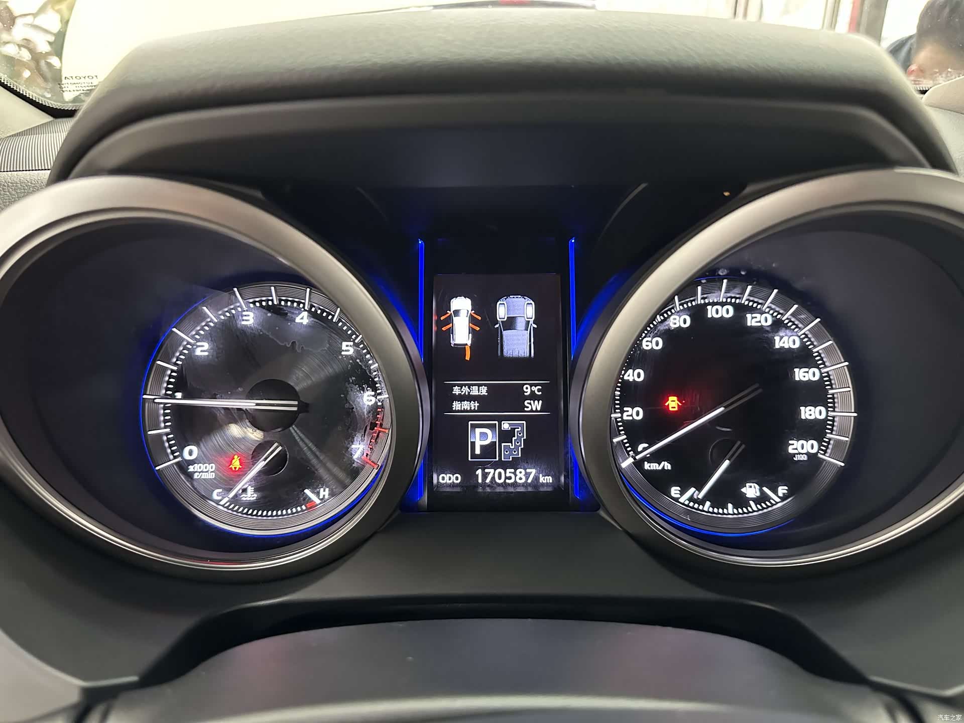 Toyota Prado, 2017 11