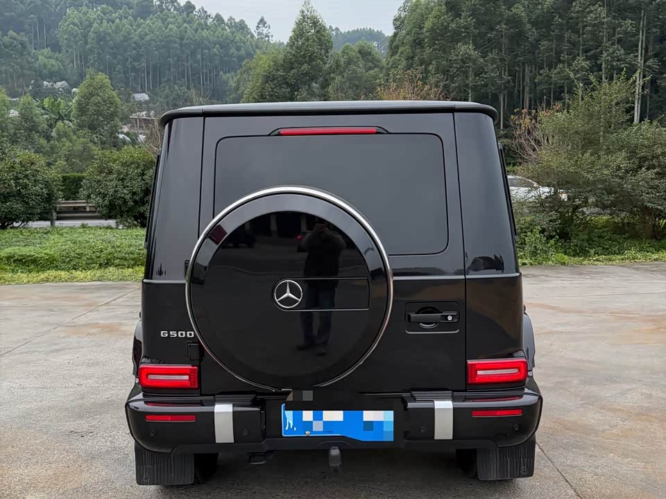 Mercedes-Benz G-class
