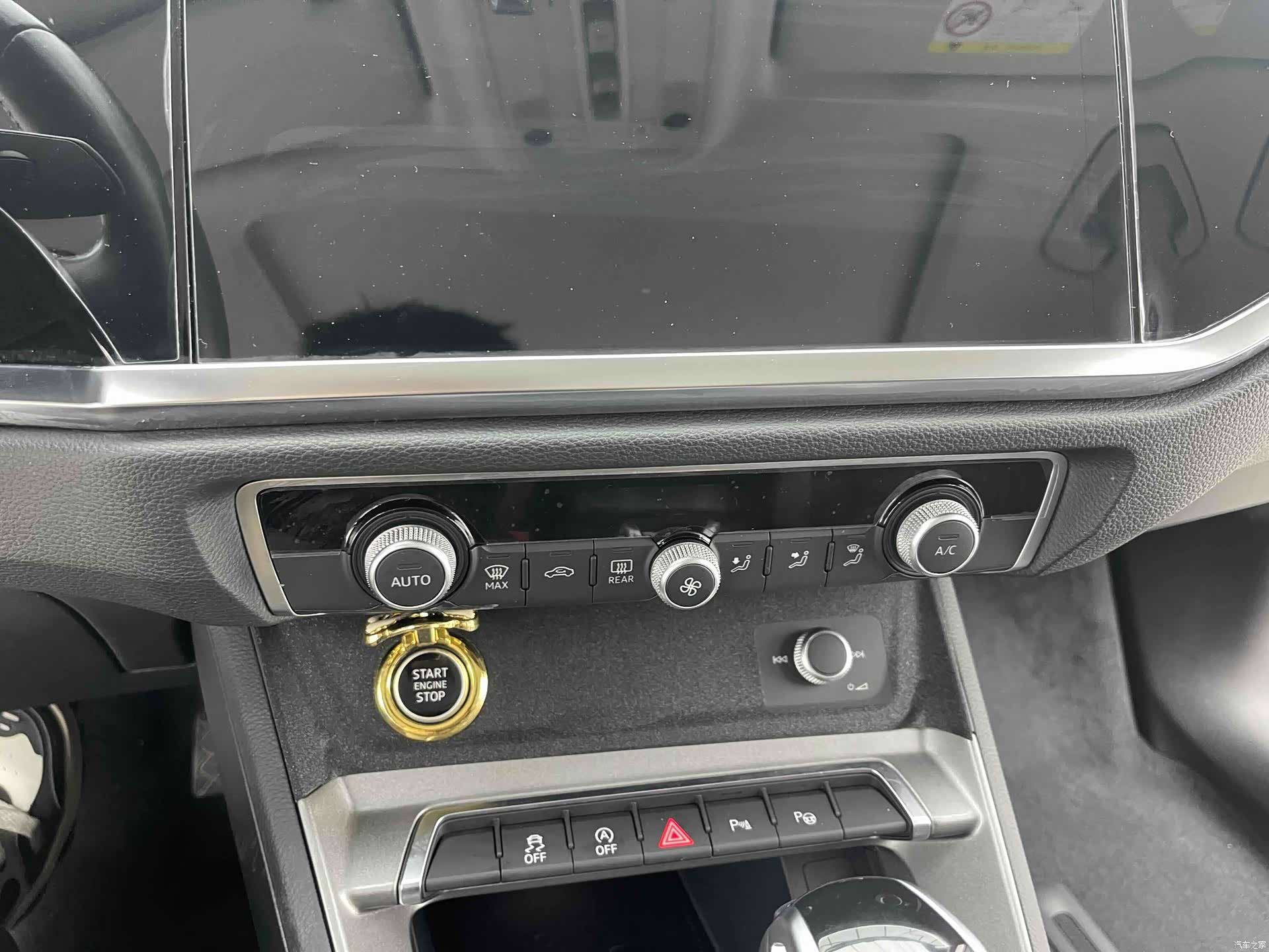 Audi Q3, 2022 9