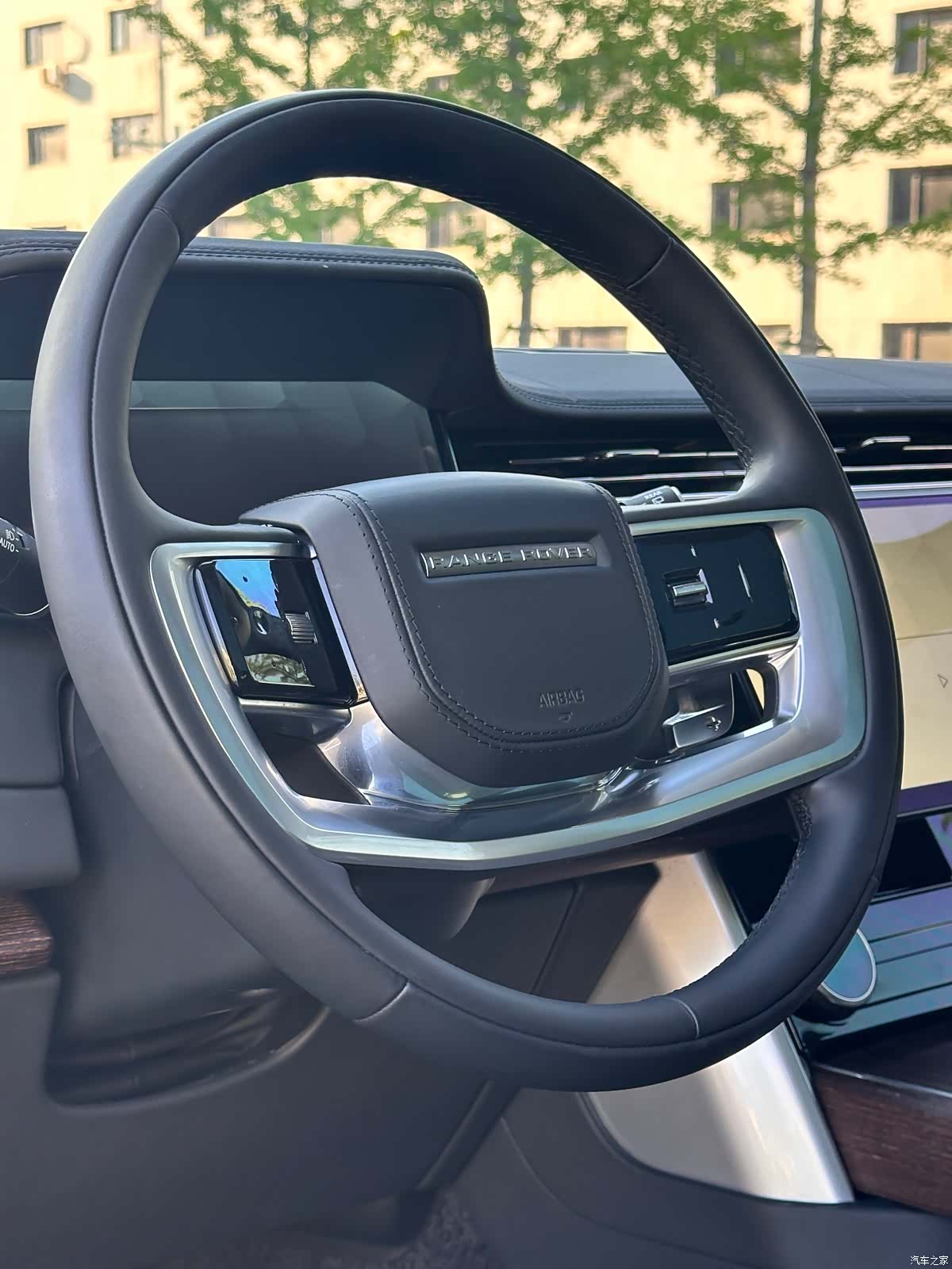 Land Rover Range Rover, 2023 17