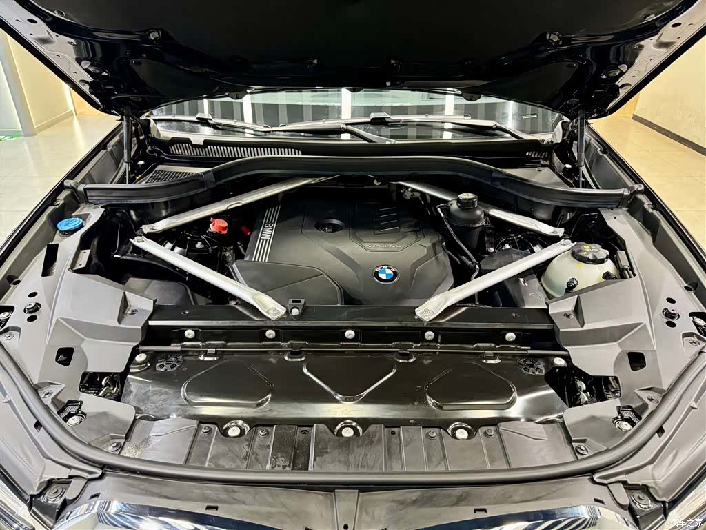BMW X5, 2023 12