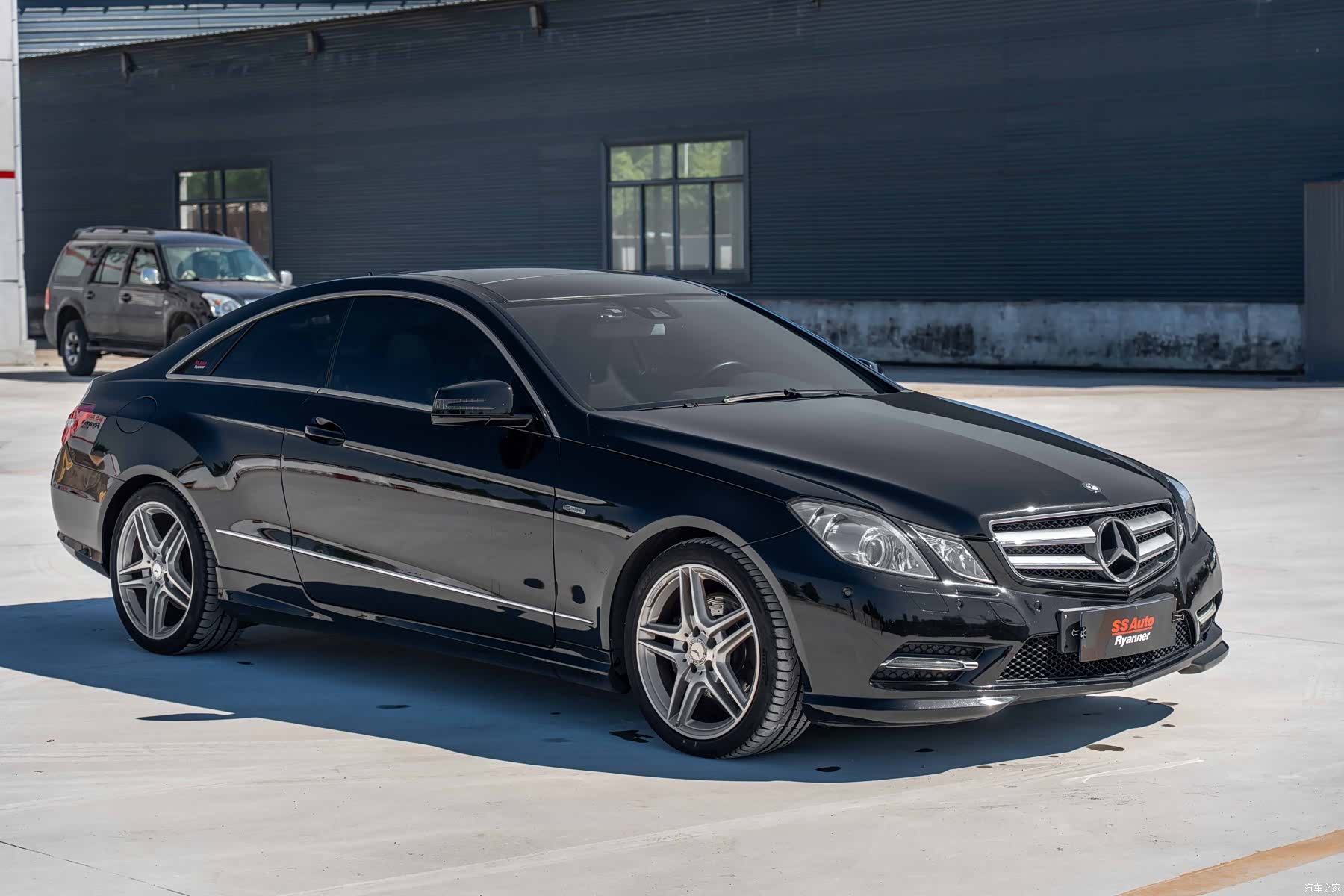 Mercedes-Benz E-Class, 2013 3