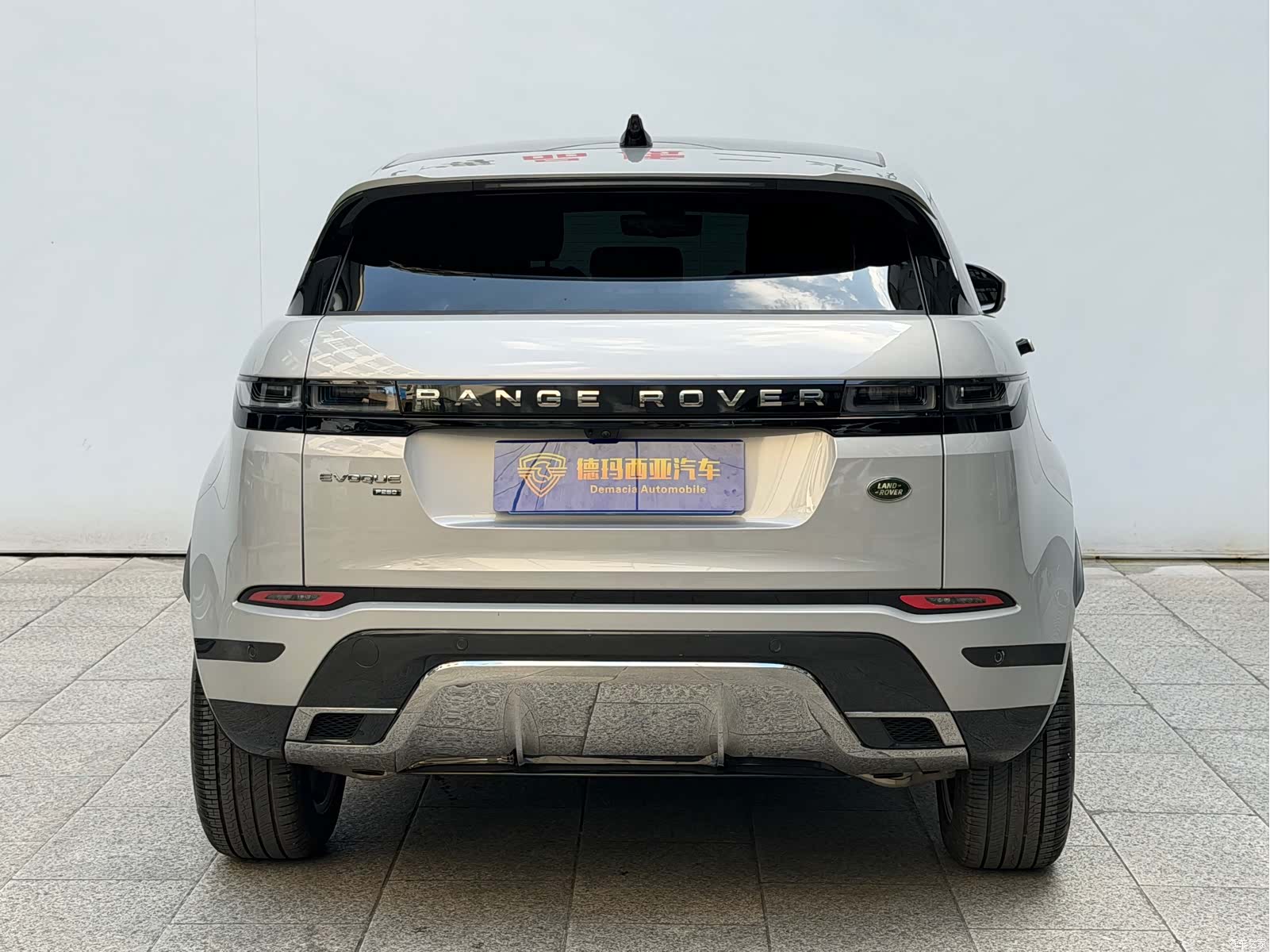 Land Rover Range Rover, 2023 16