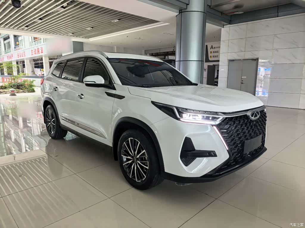 Chery Tiggo 8, 2025 13