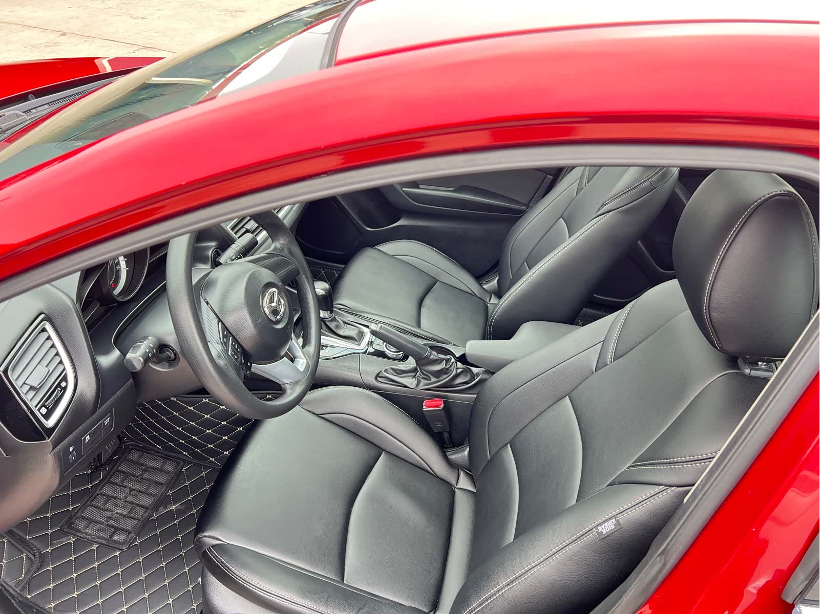 Mazda Mazda3, 2014 10
