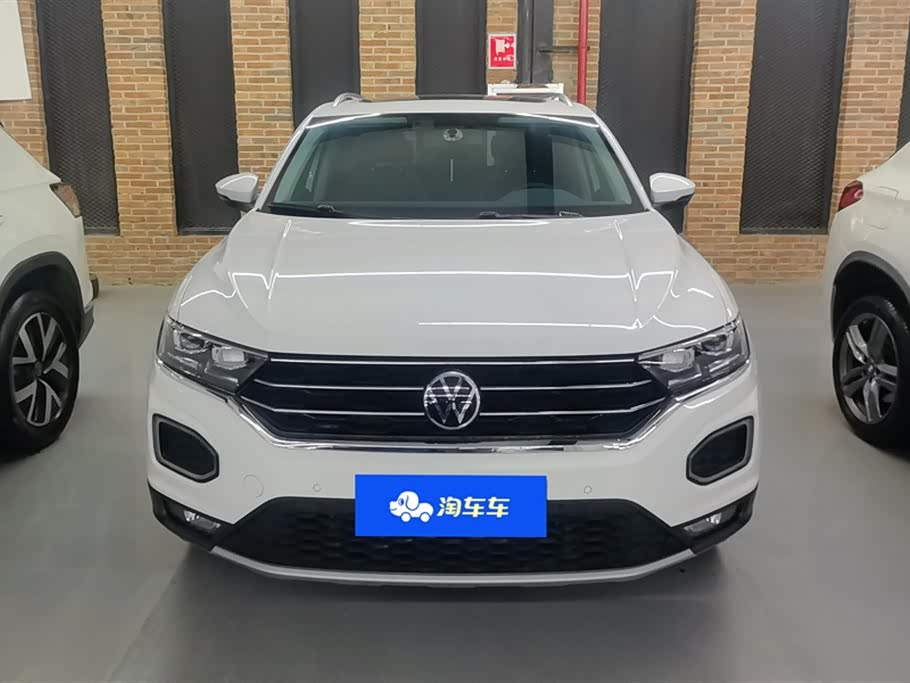 Volkswagen T-ROC exploring Songs