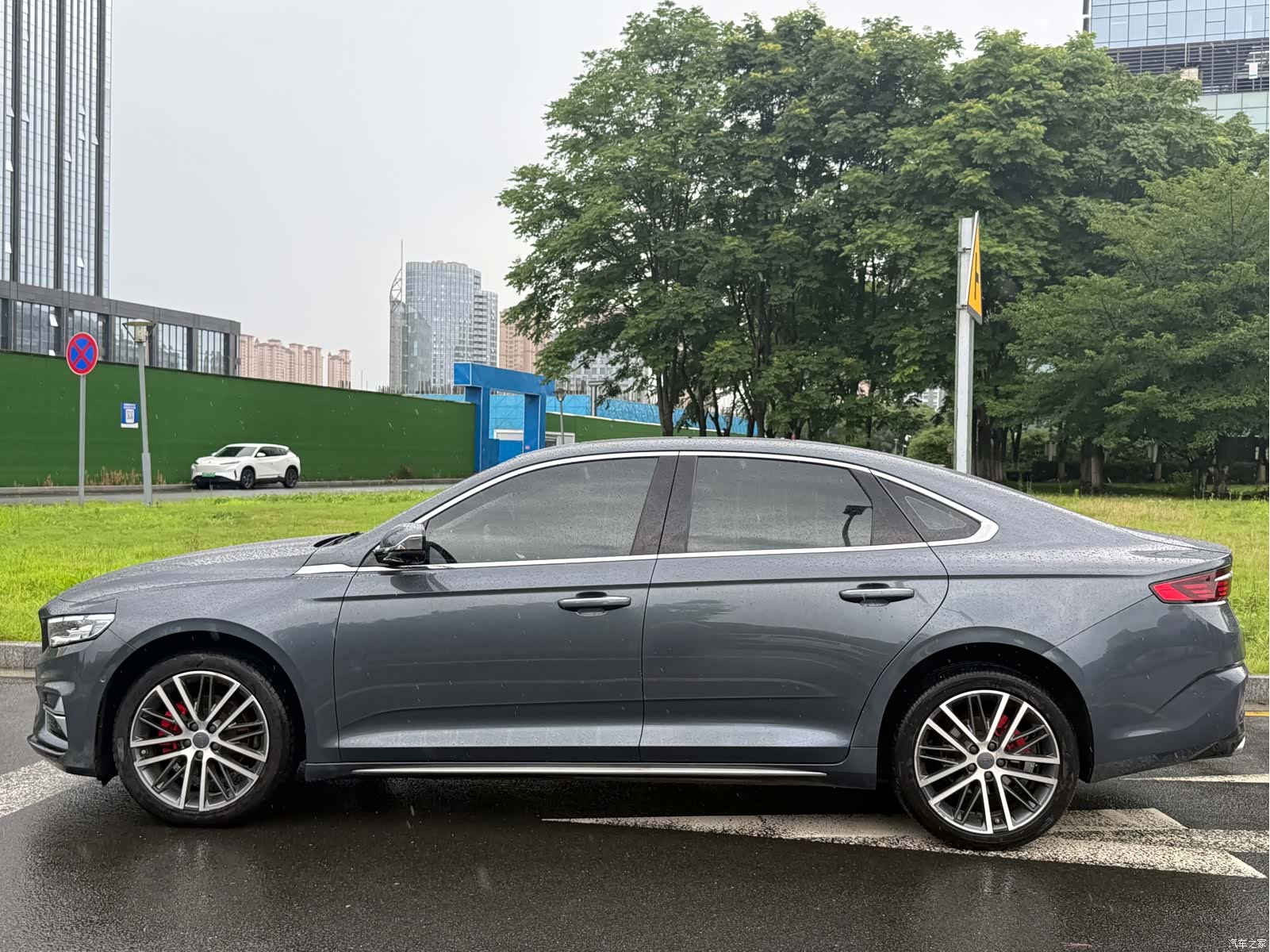 Geely Preface, 2023 15