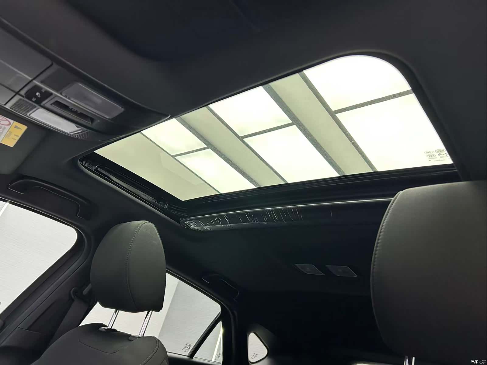 Mazda CX-4, 2023 16