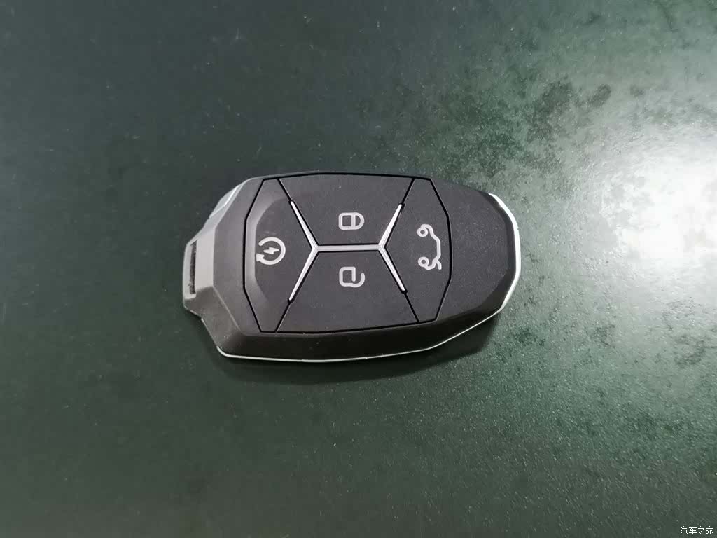 Lynk & Co 01, 2018 19