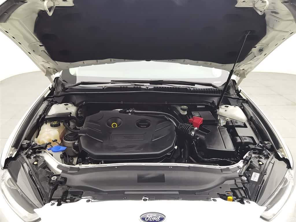 Ford Mondeo, 2015 6