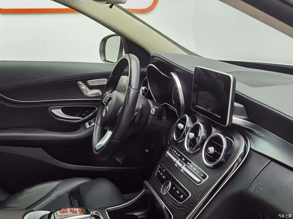 Mercedes-Benz C-Class, 2018 22