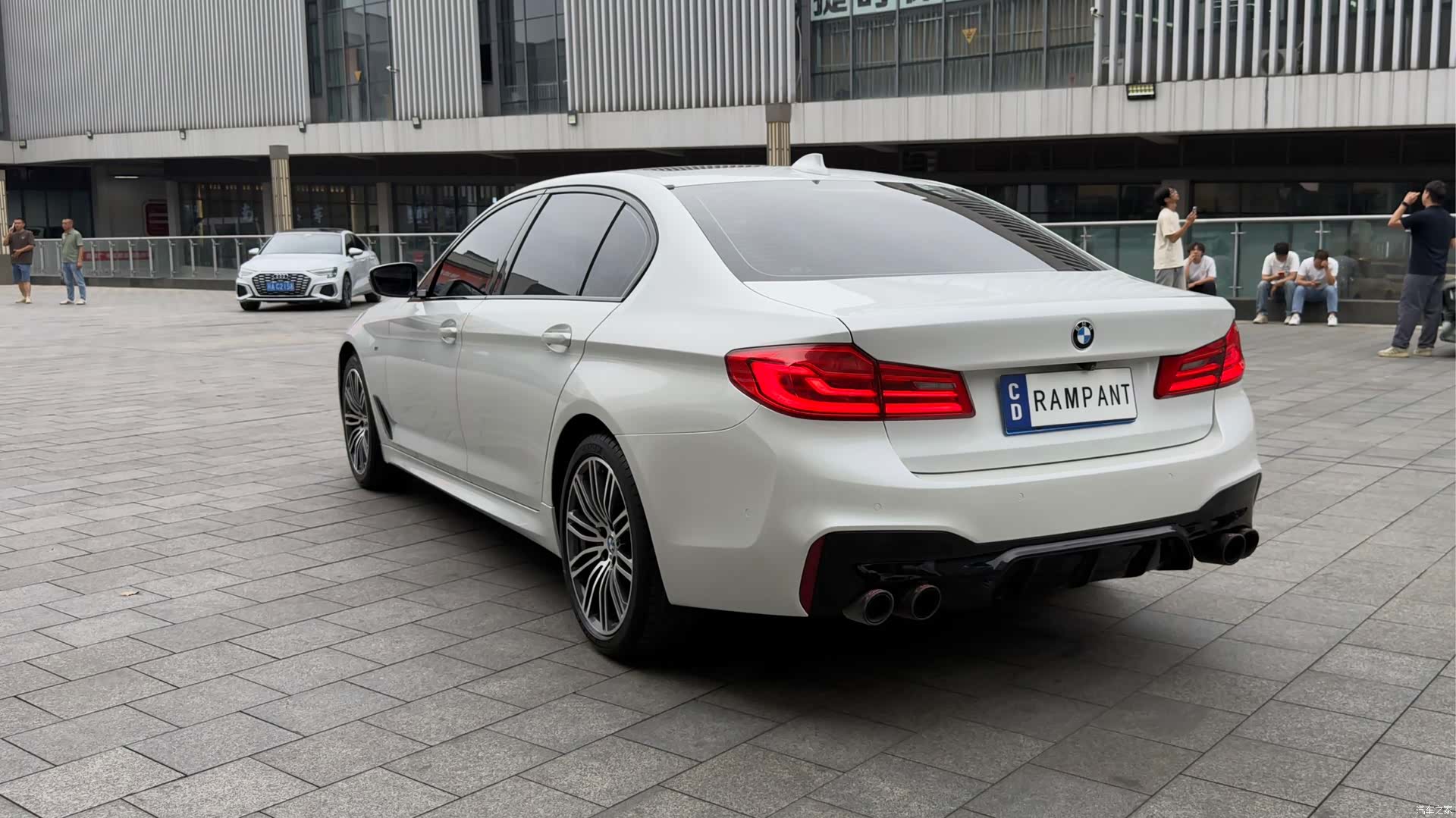 BMW 5 Series, 2019 все фото