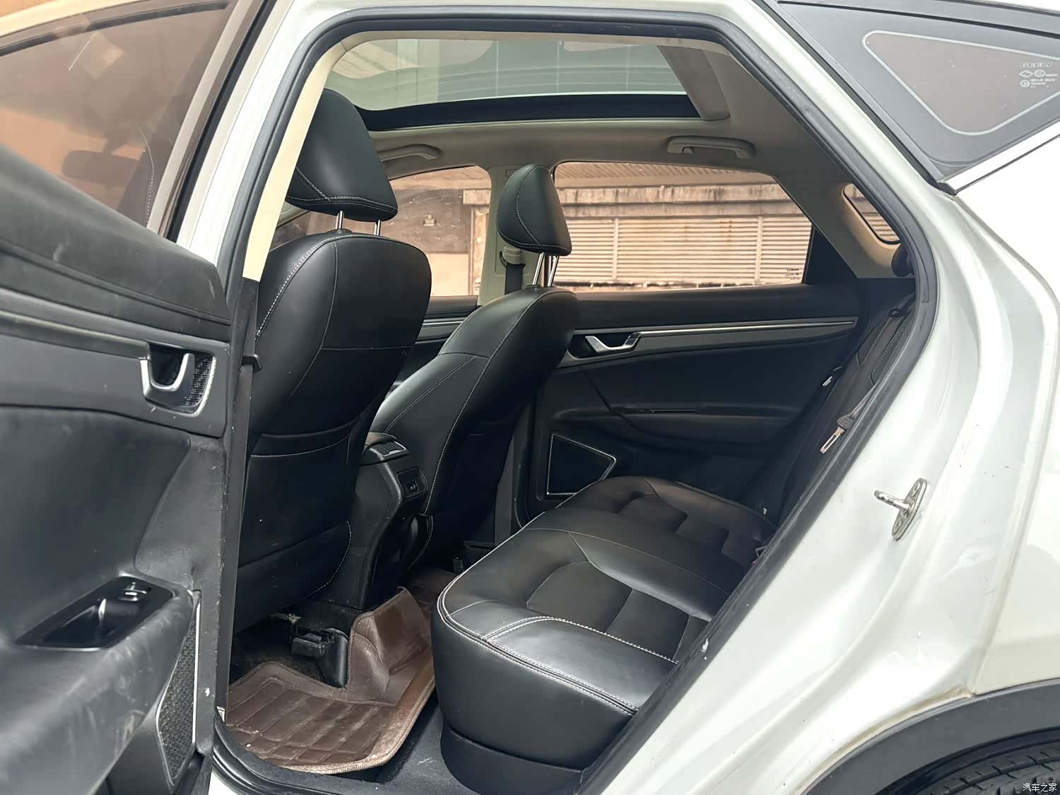 Geely Emgrand, 2017 8