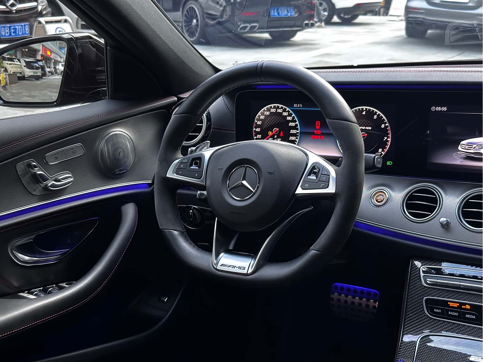 Mercedes-Benz E-Class, 2018 10