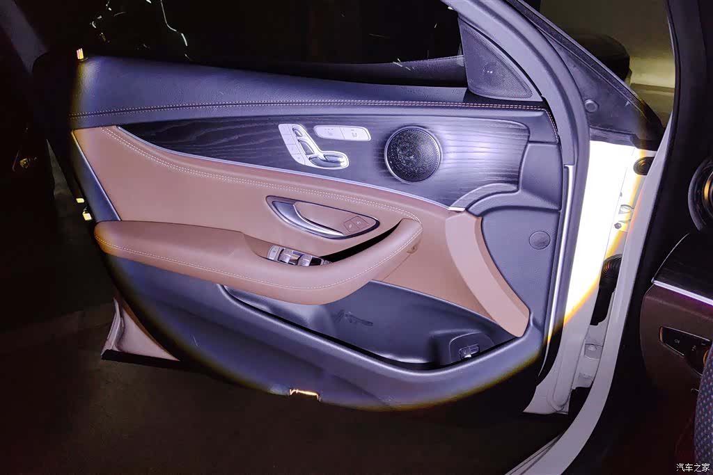 Mercedes-Benz E-Class, 2023 7