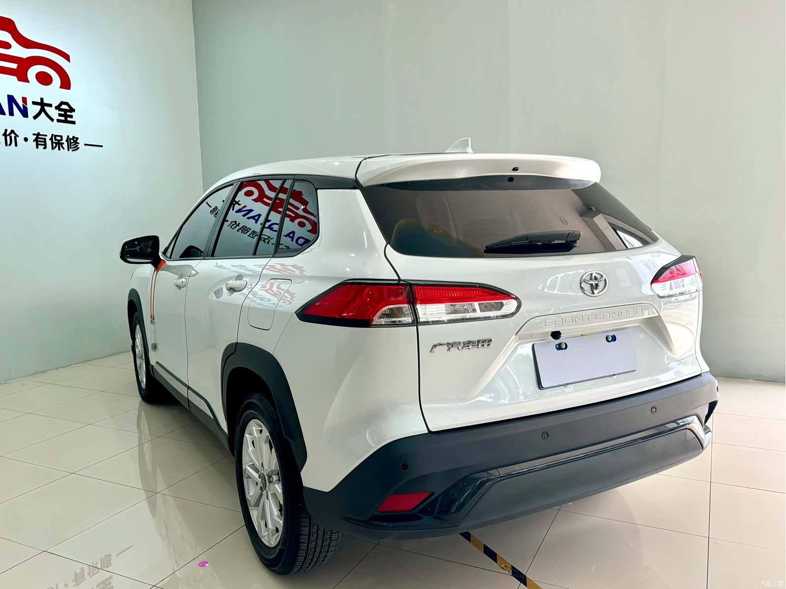 Toyota Frontlander, 2023 11