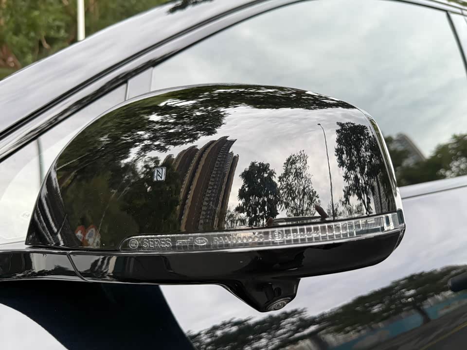 AITO Ask the world M5