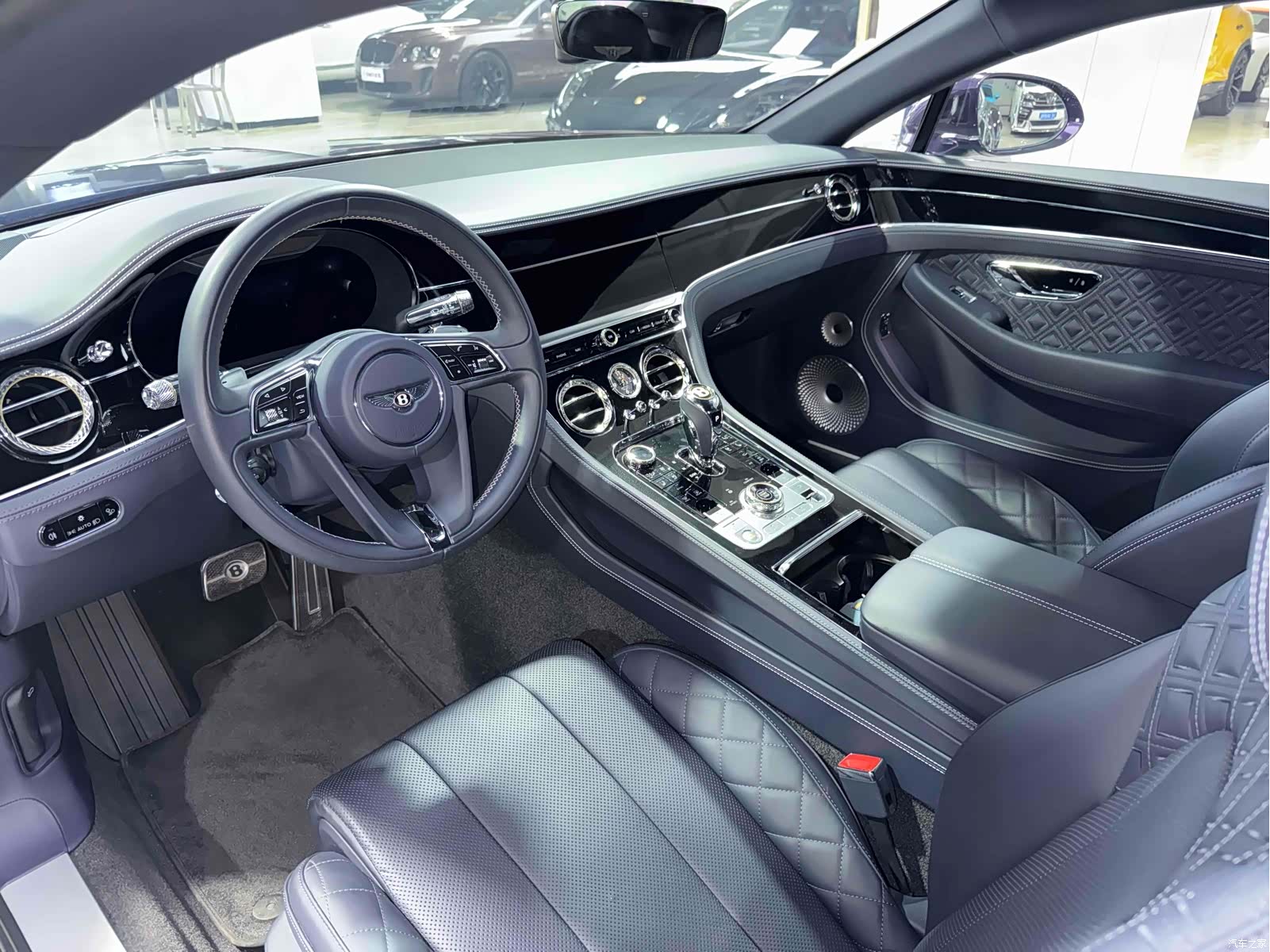 Bentley Continental GT, 2020 6