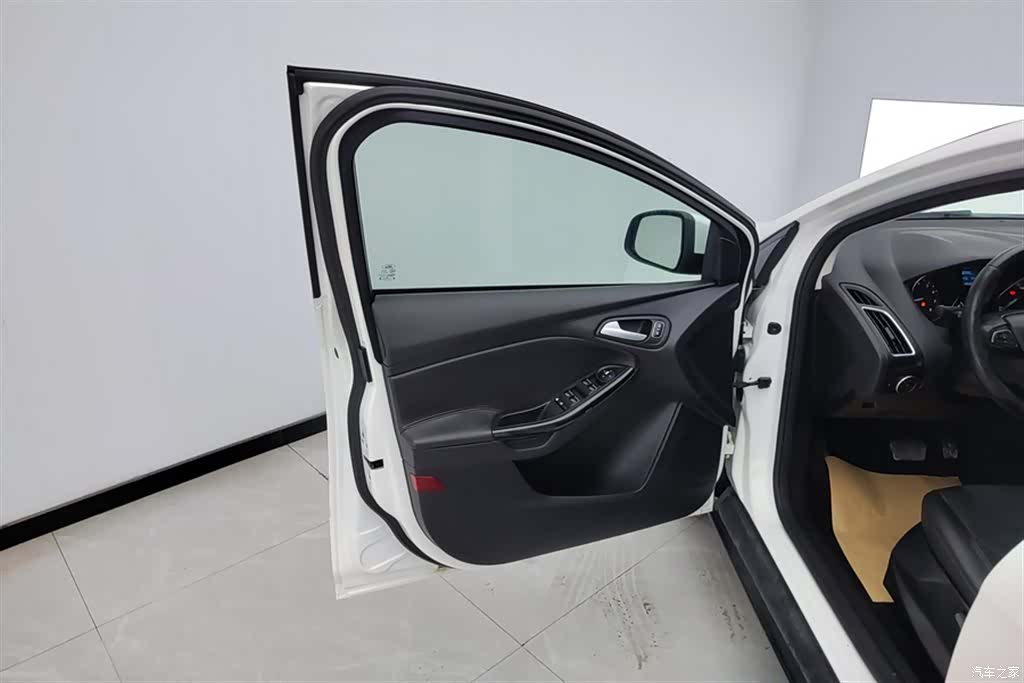 Ford Focus, 2016 7