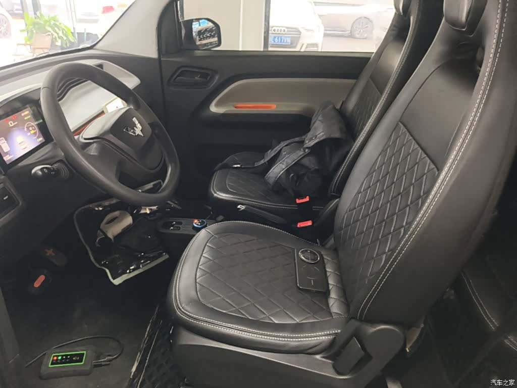 Wuling MINIEV, 2022 15