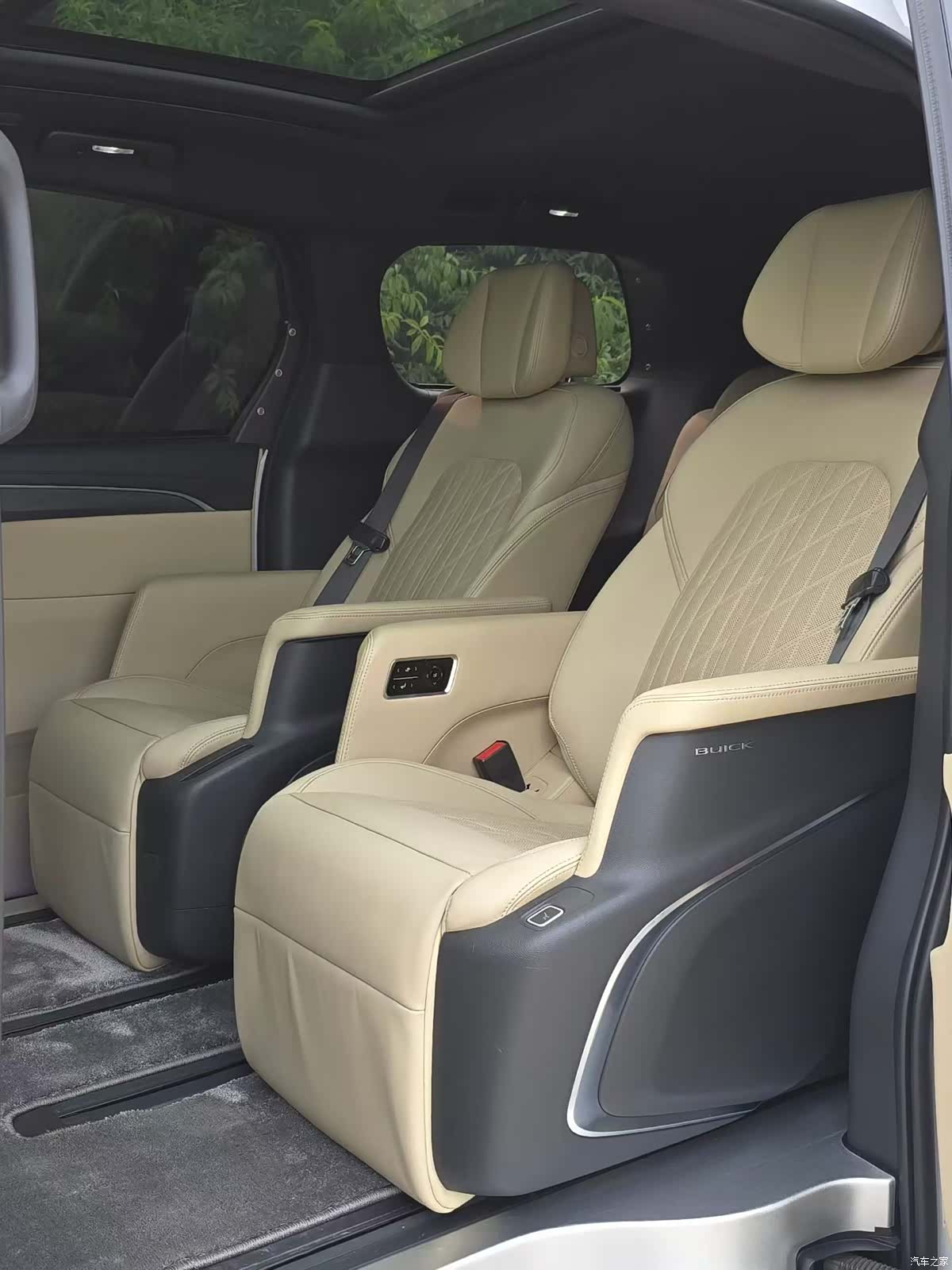 Buick GL8, 2022 19
