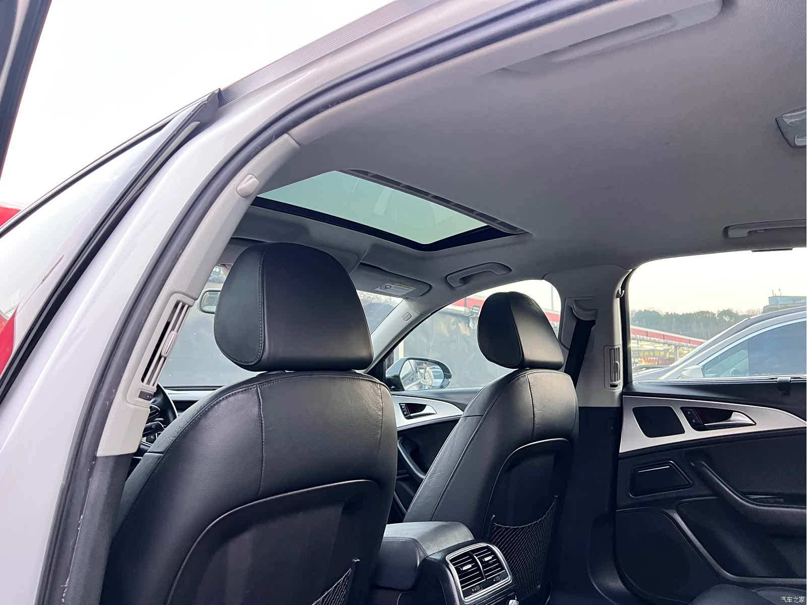 Audi A6L, 2016 13