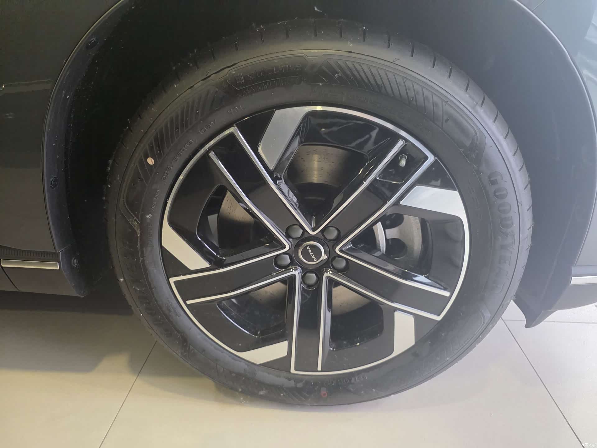 Volvo XC70, 2026 4