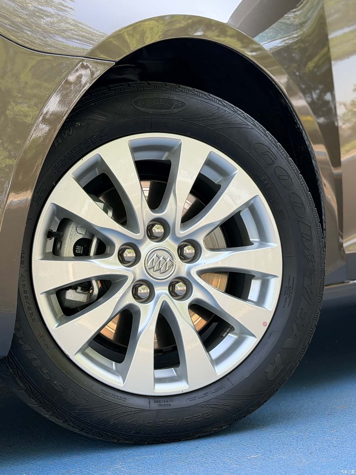 Buick LaCrosse, 2016 12
