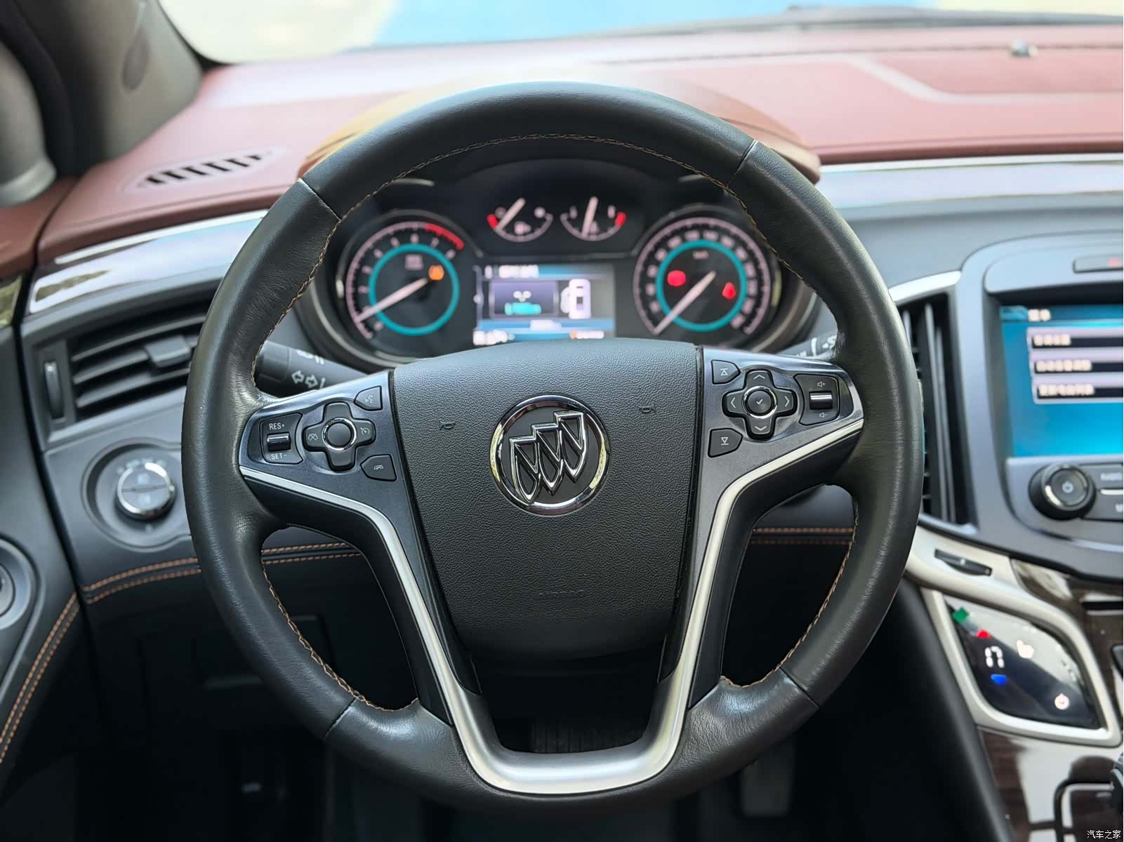 Buick LaCrosse, 2016 13