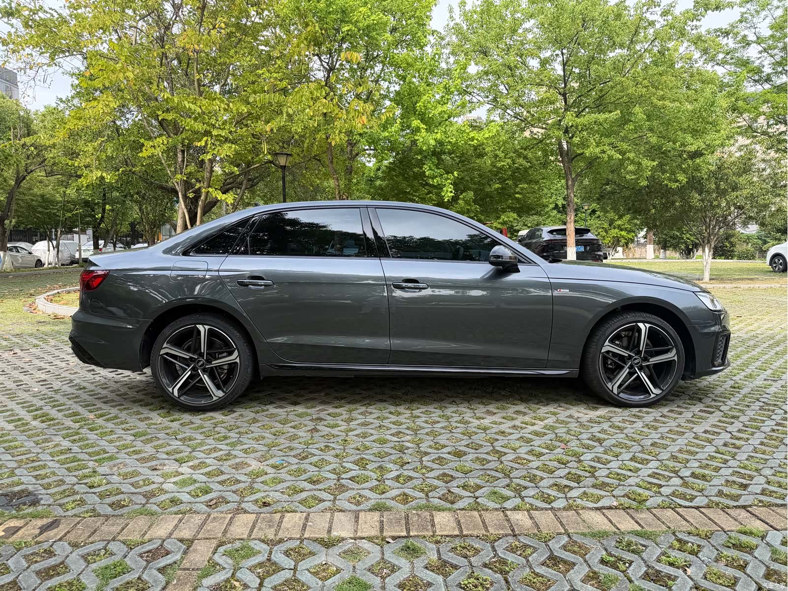 Audi A4L, 2025 16