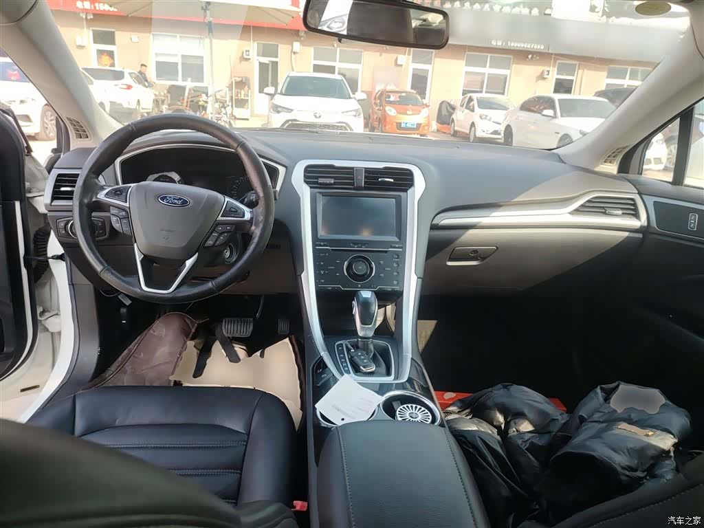 Ford Mondeo, 2015 10