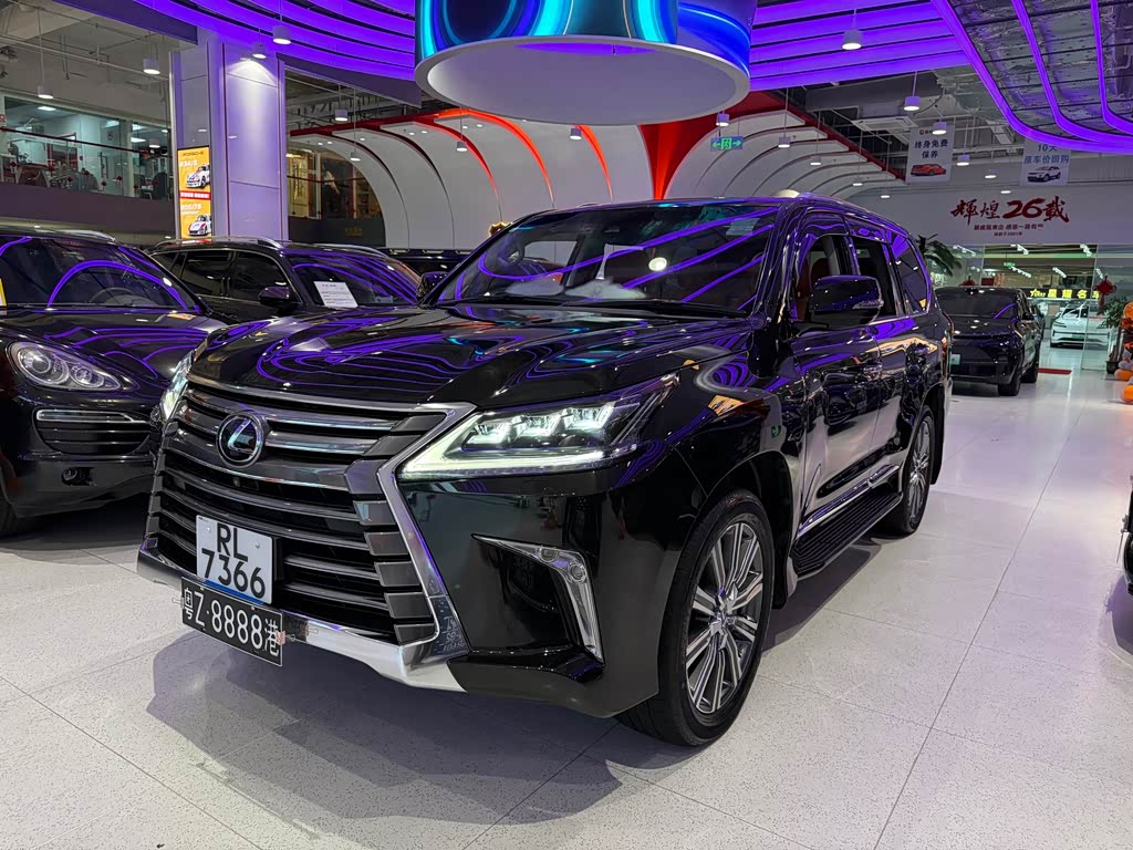 Lexus LX