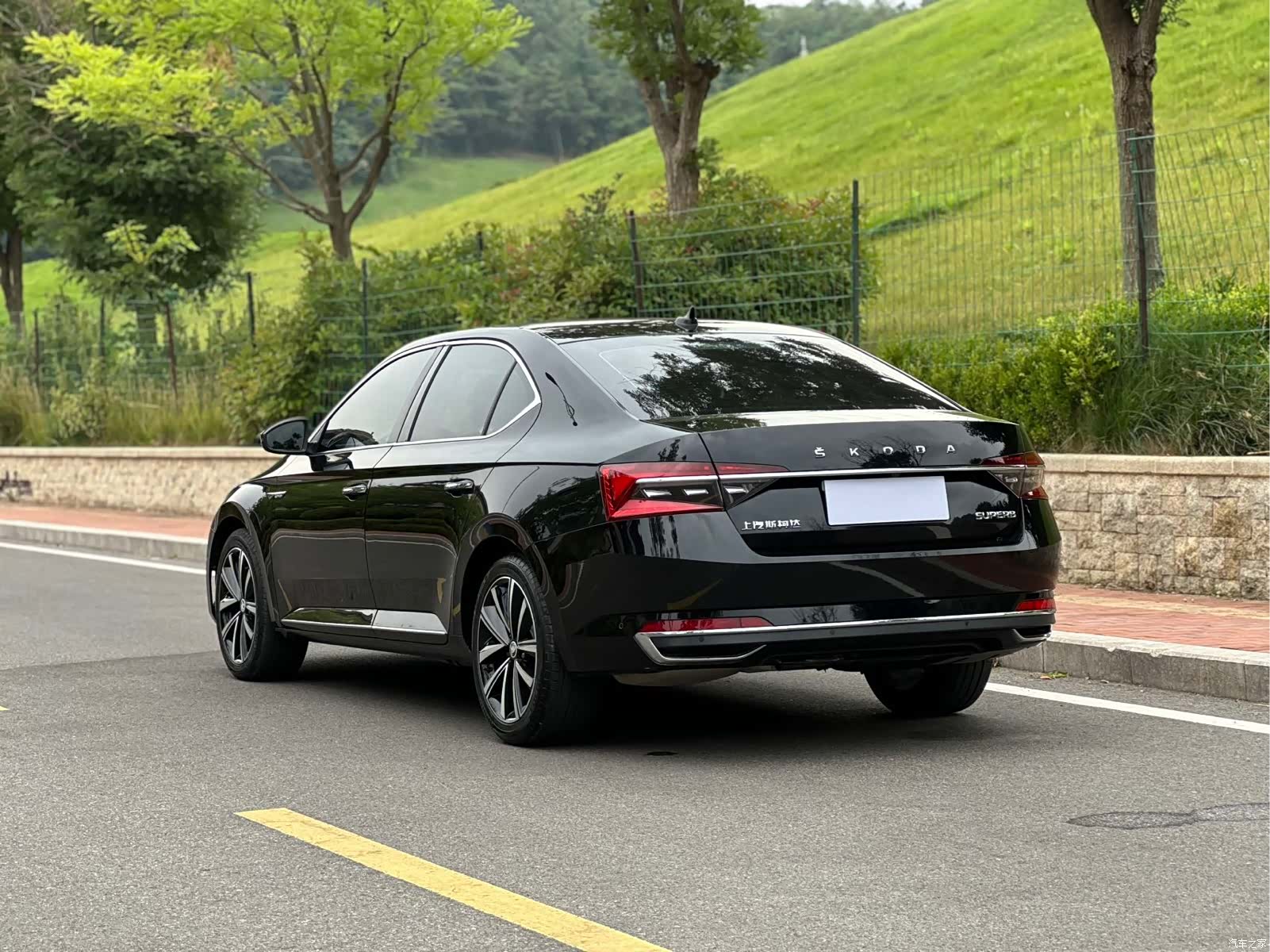Skoda Superb, 2023 все фото