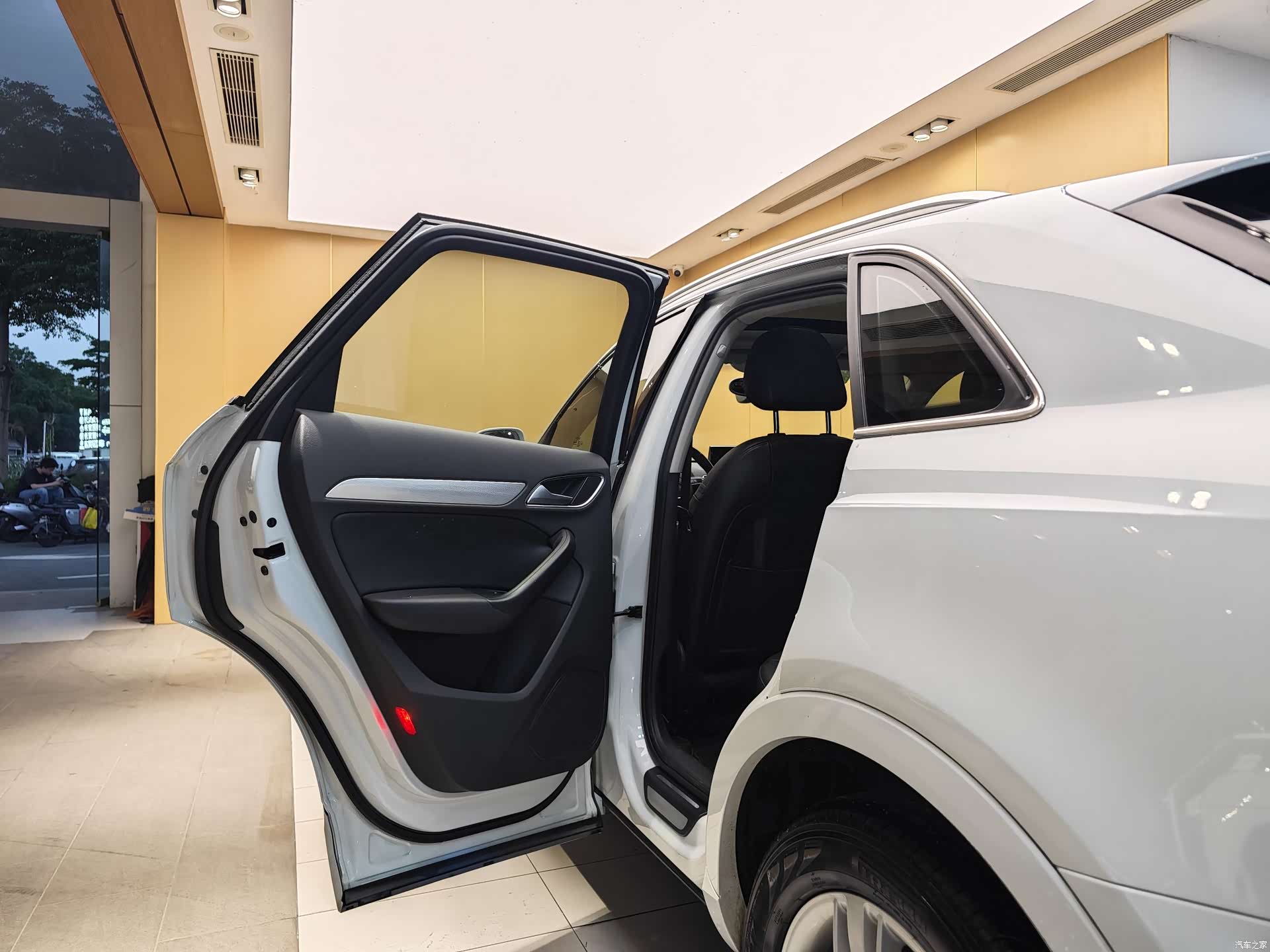 Audi Q3, 2016 20