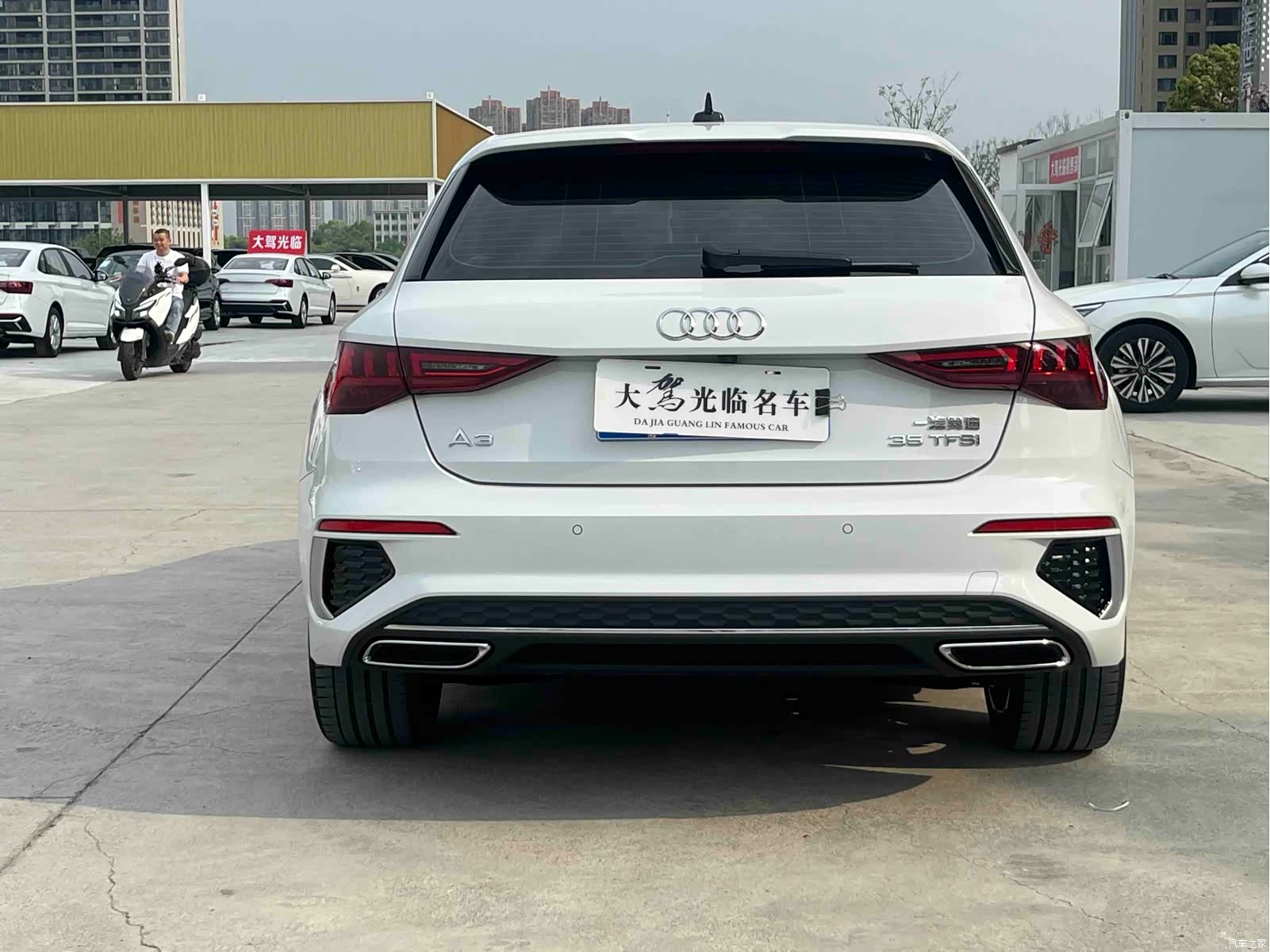 Audi A3, 2023 все фото