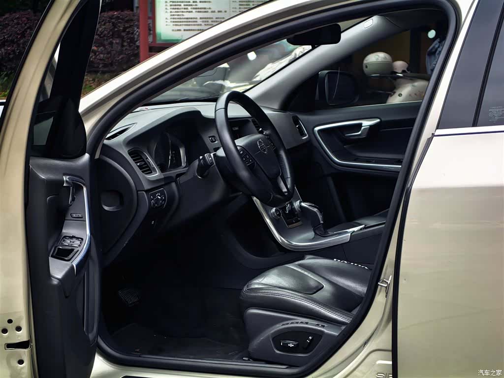 Volvo V60, 2017 10