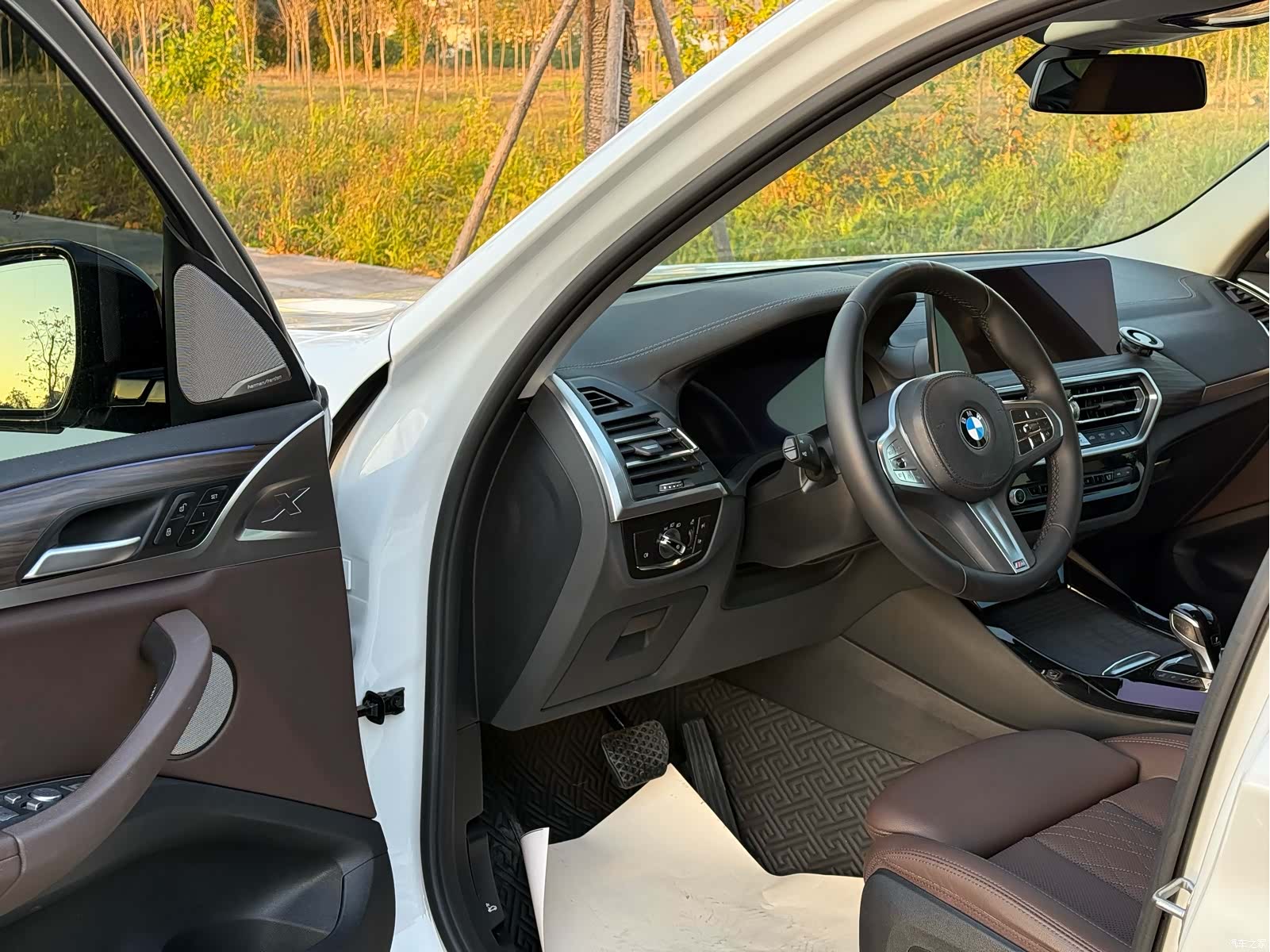 BMW X3, 2023 все фото