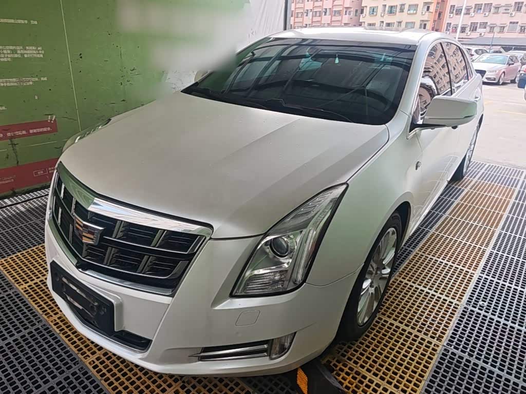 Cadillac XTS