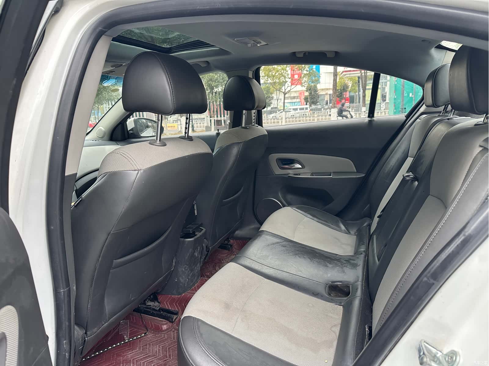 Chevrolet SE, 2013 7