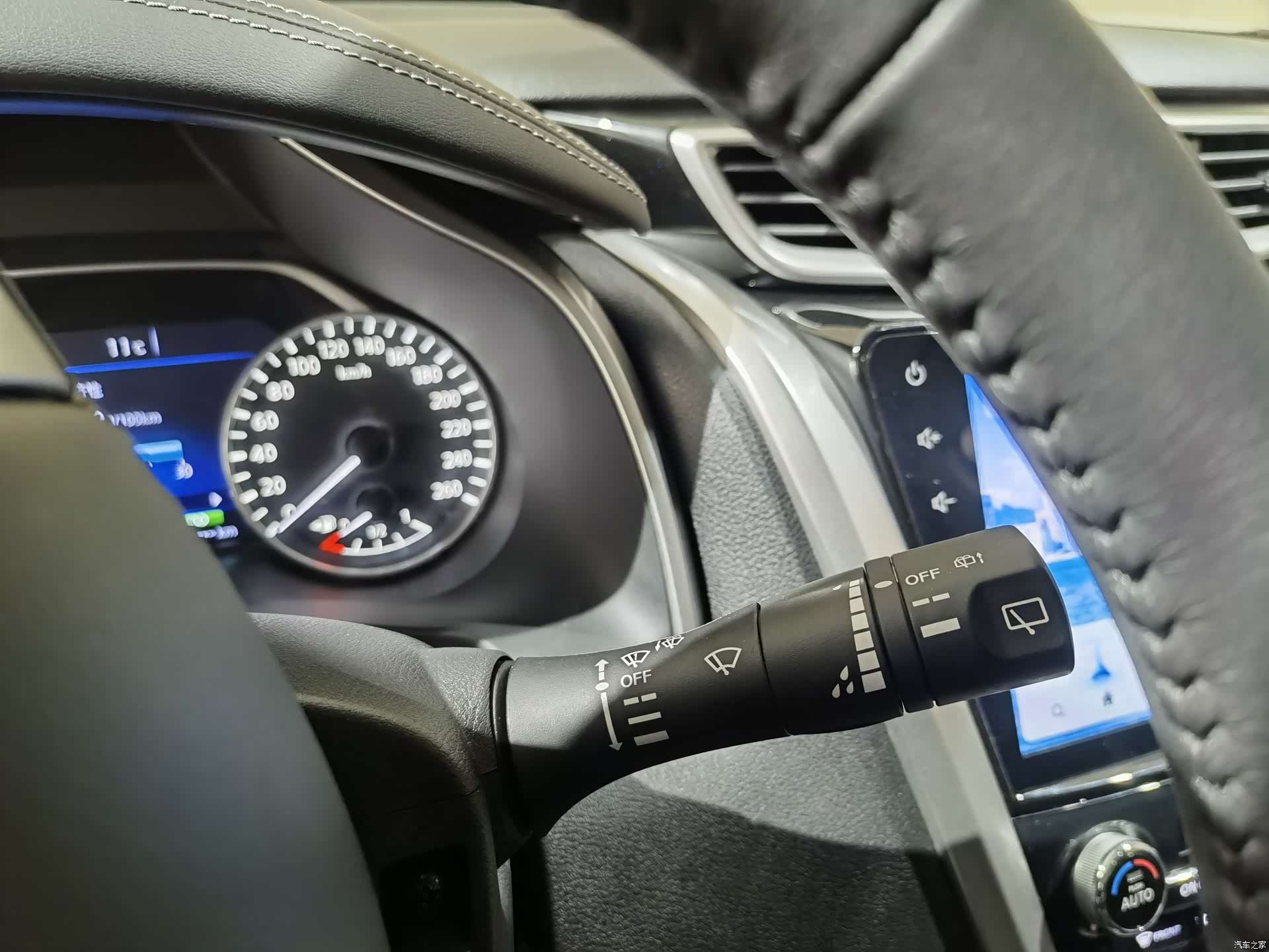 Nissan Murano, 2023 9