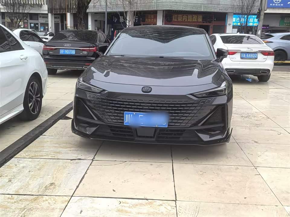 Changan UNI-V