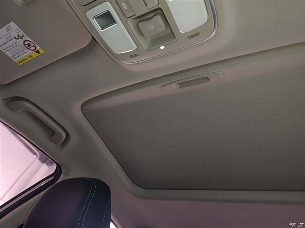 Geely Emgrand, 2018 18