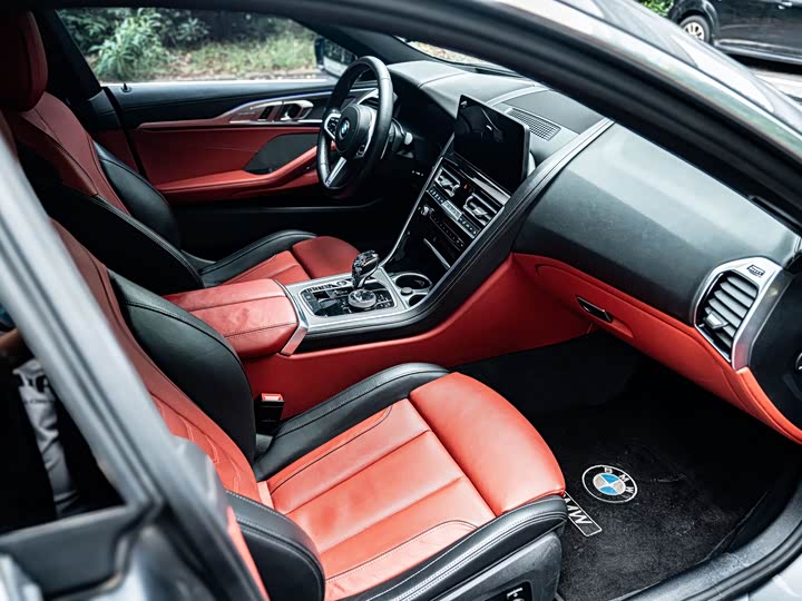 BMW 8 Series 2022 840i si men Gran Coupe M Sport package