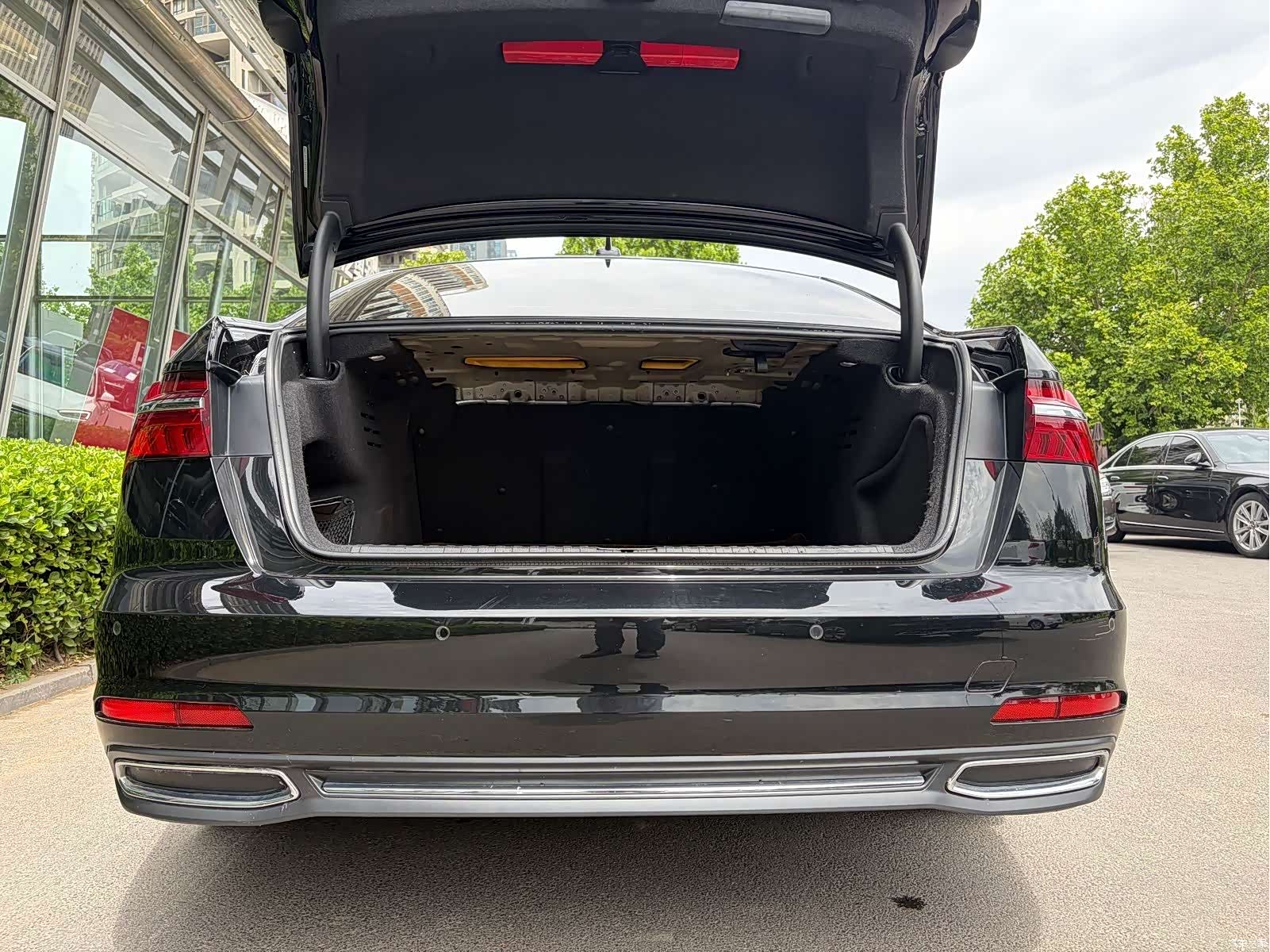 Audi A6L, 2022 11