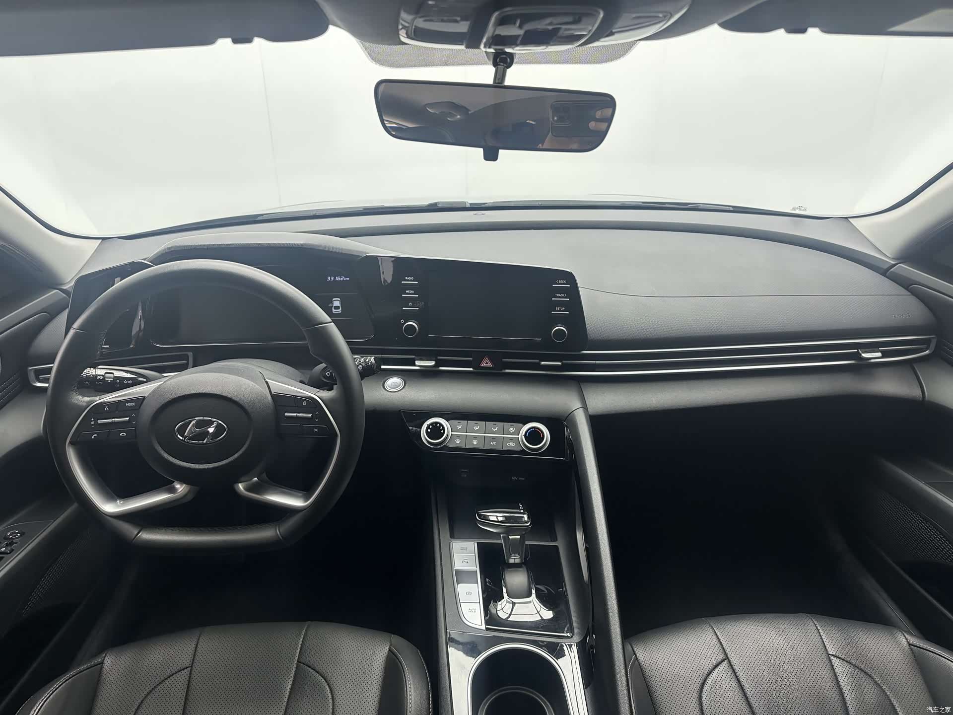 Hyundai Elantra, 2022 7