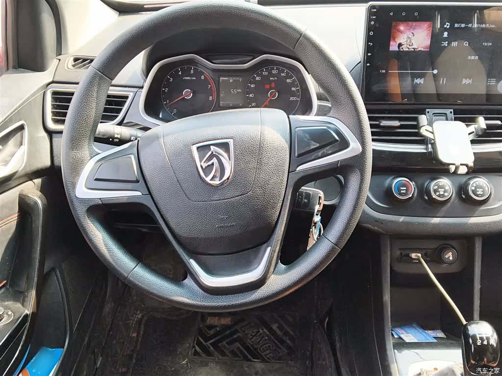 Wuling 310, 2018 3