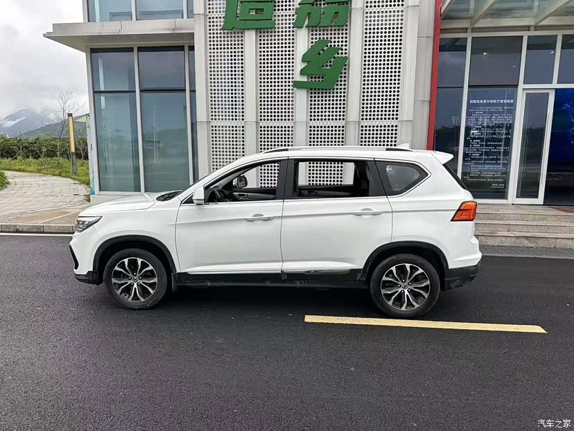 DongFeng X5, 2017 3