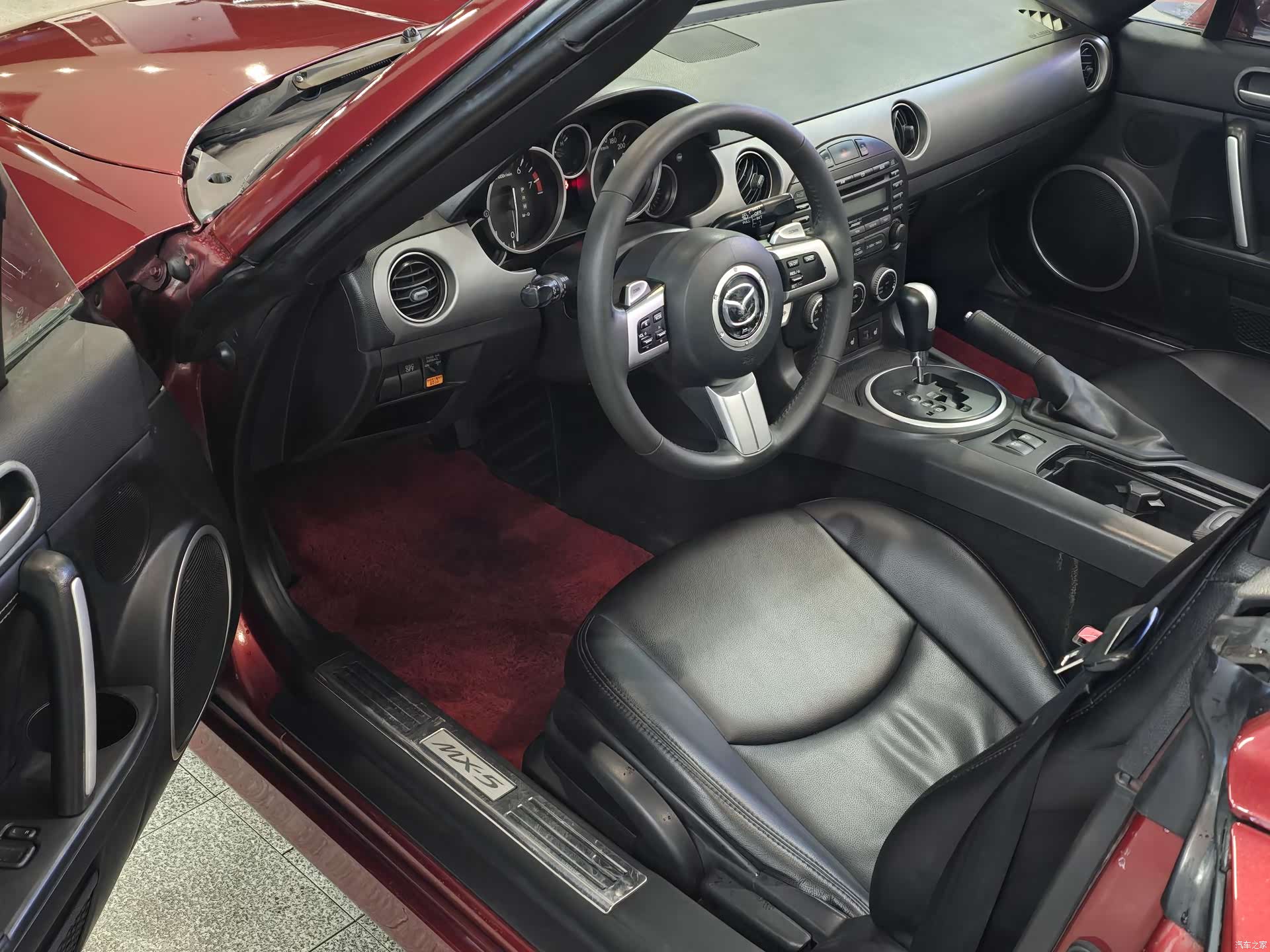Mazda MX-5, 2010 все фото