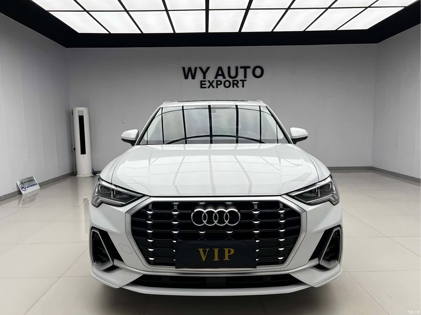 Audi Q3, 2022 2